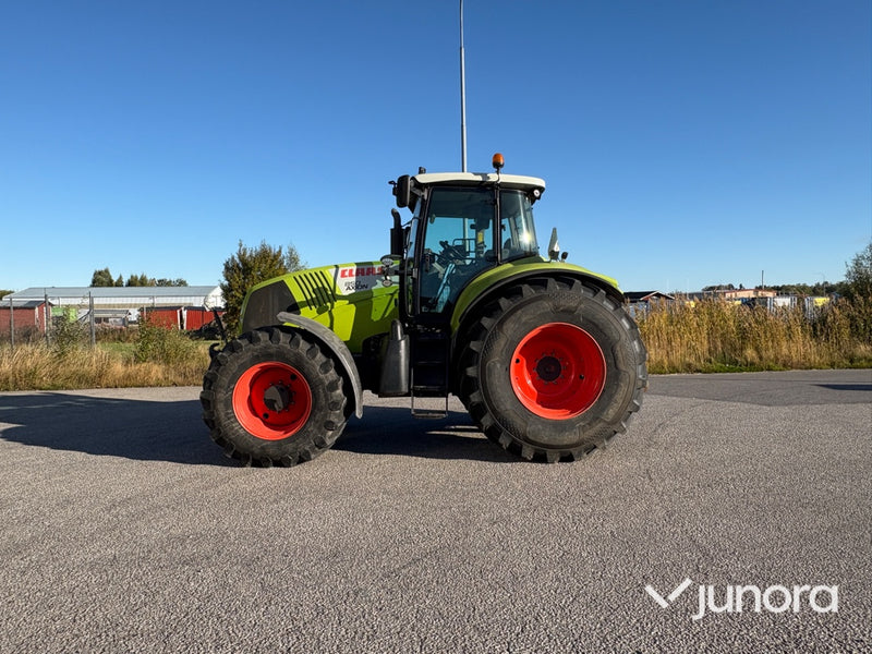 Traktor Claas Axion 850