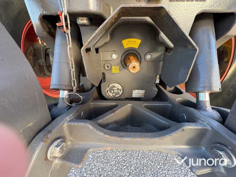 Traktor Claas Axion 850