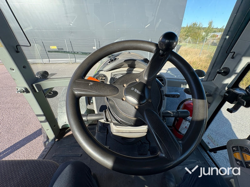 Traktor Claas Axion 850