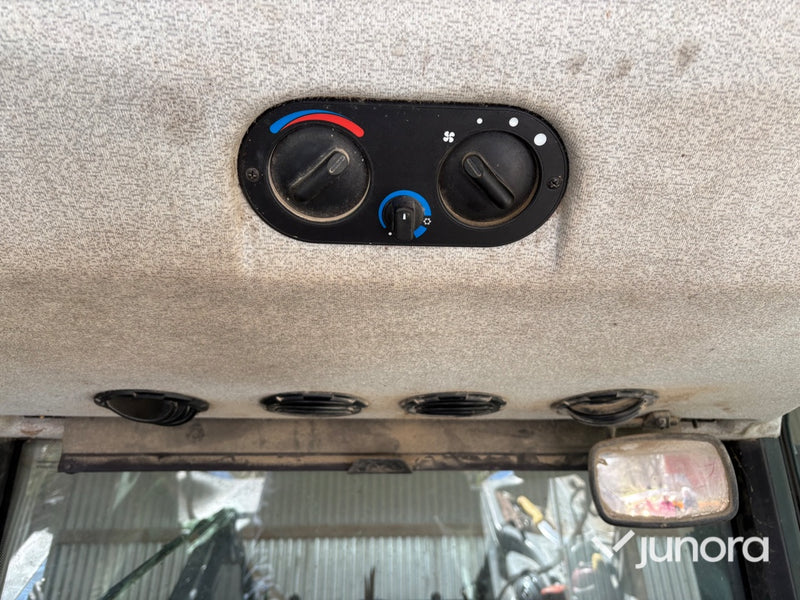 Traktor - New Holland, JH T5070