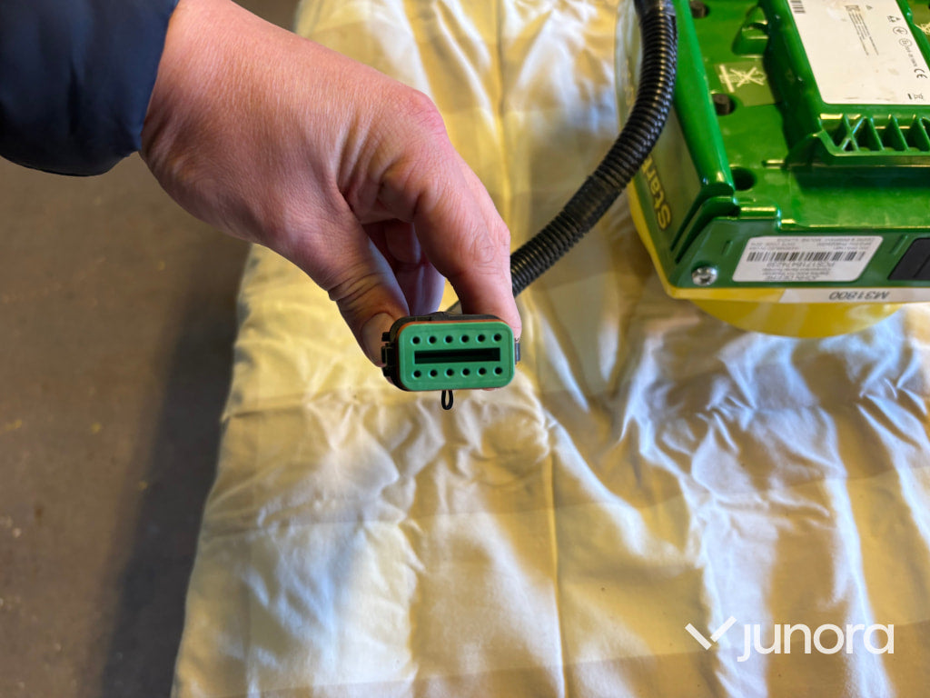 GPS antenn - John Deere, Starfire 6000