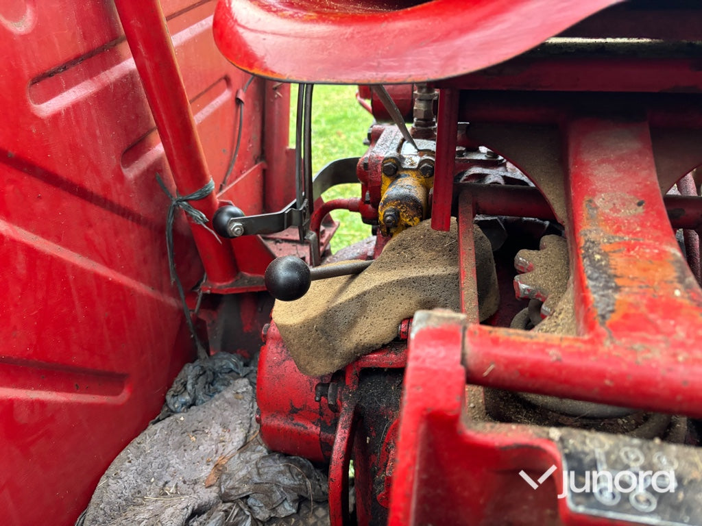 Traktor - Volvo BM, 400 Buster