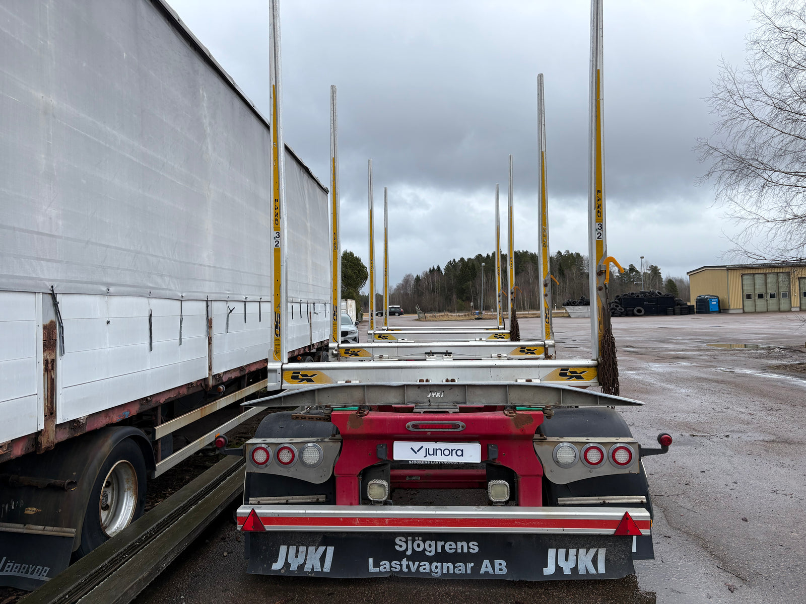 Timmerbil med släp - Volvo, FH16