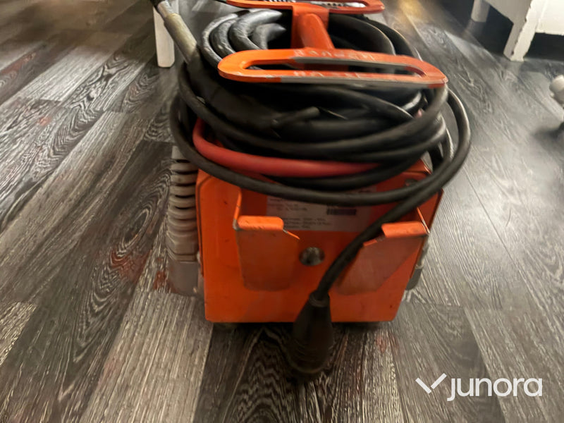 Elektrosvets - Ulefoss plasson, Tiny