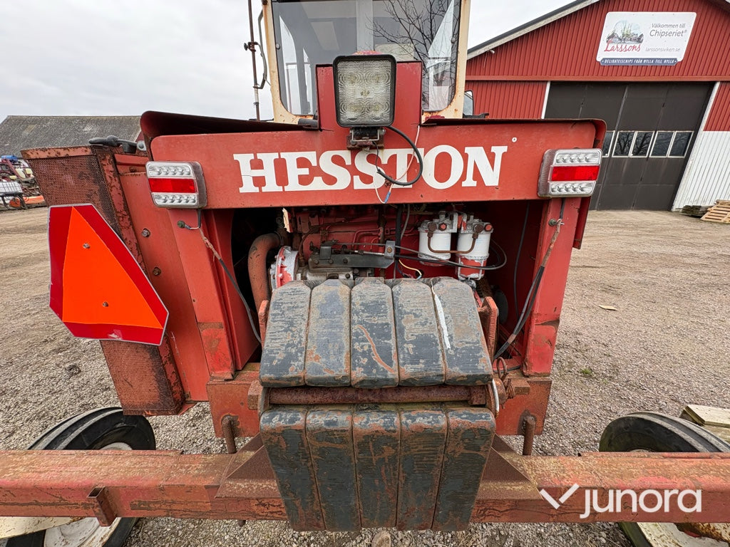 Självgående strängläggare - Hesston, 6400