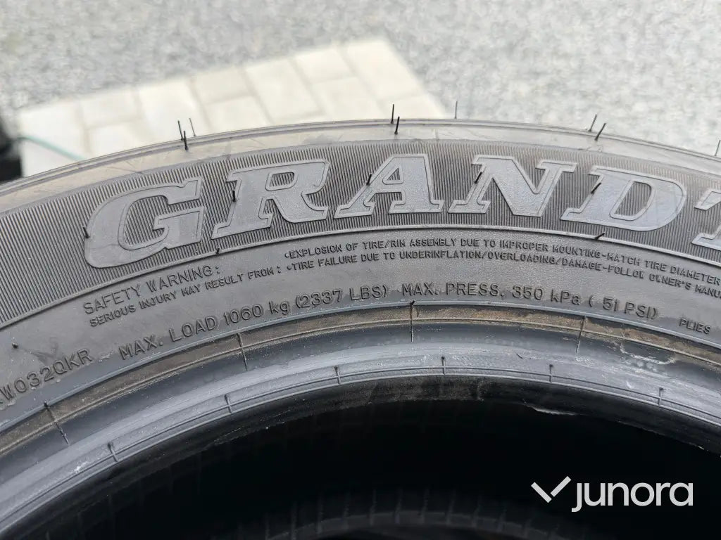 Däckuppsättningar - Dunlop, Grandtrek AT25, 265-60 R18 110H, 9 st