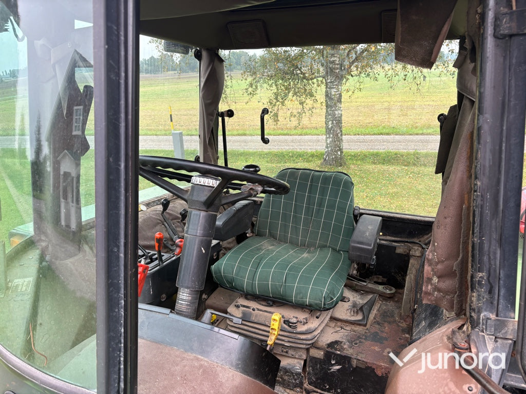 Traktor John Deere 2250