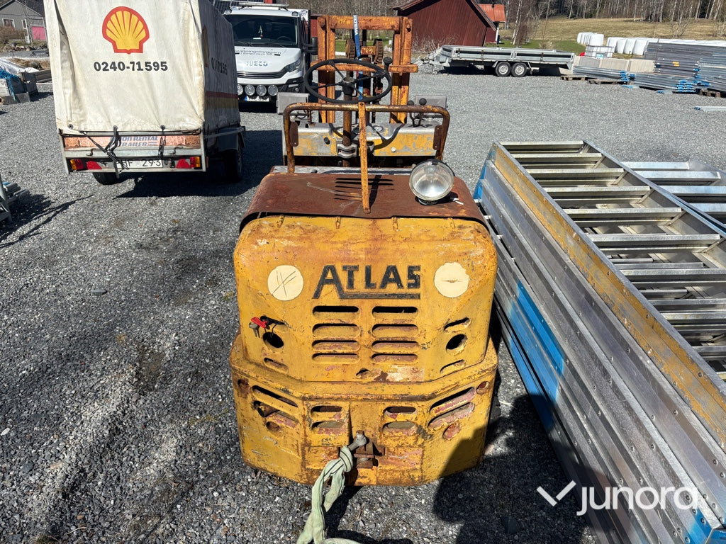 Truck - Atlas