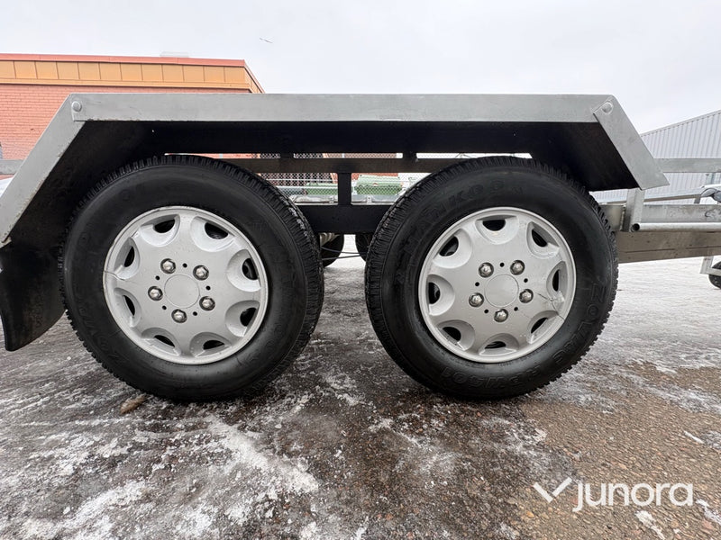 Släp - Trailergruppen, BTB 2000