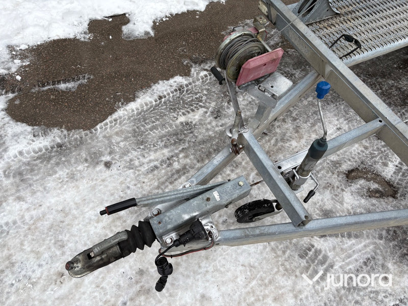 Släp - Trailergruppen, BTB 2000