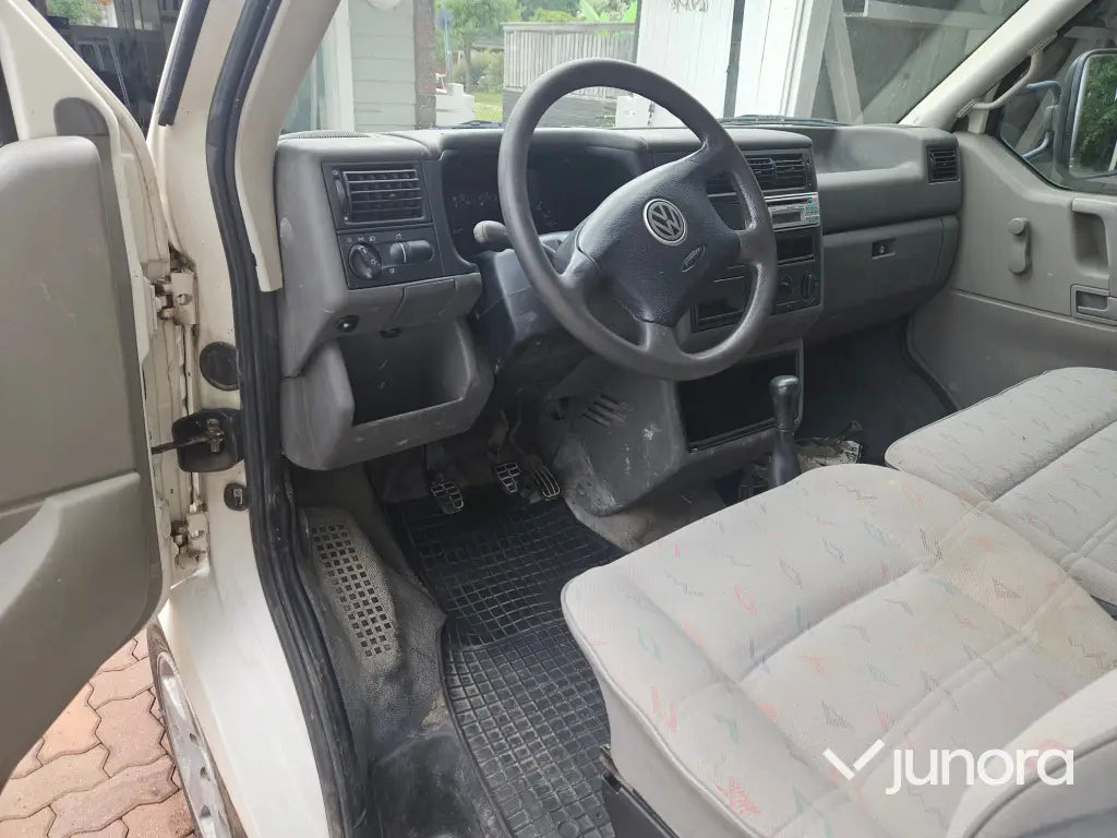 Lätt lastbil - Volkswagen Transporter  2.5 TDI Manuell, 102hk, 2002