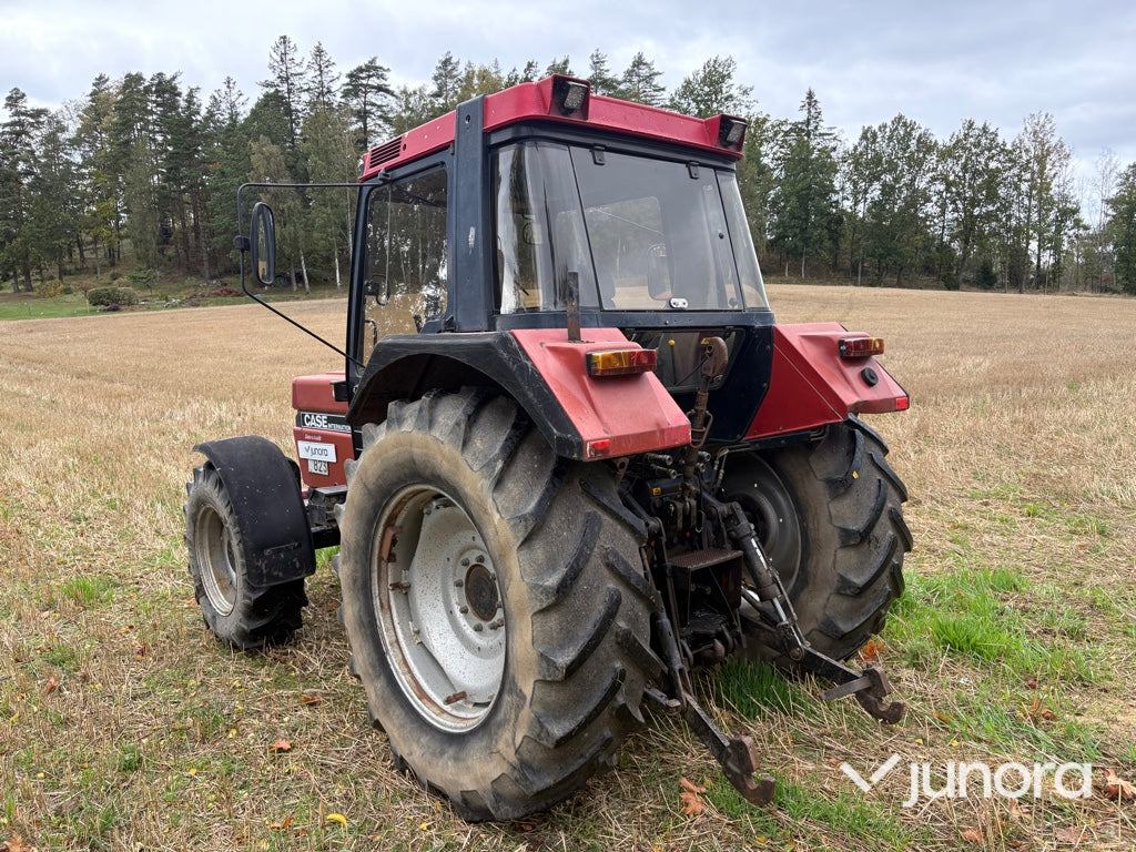 Traktor Case International 844 XL 4WD