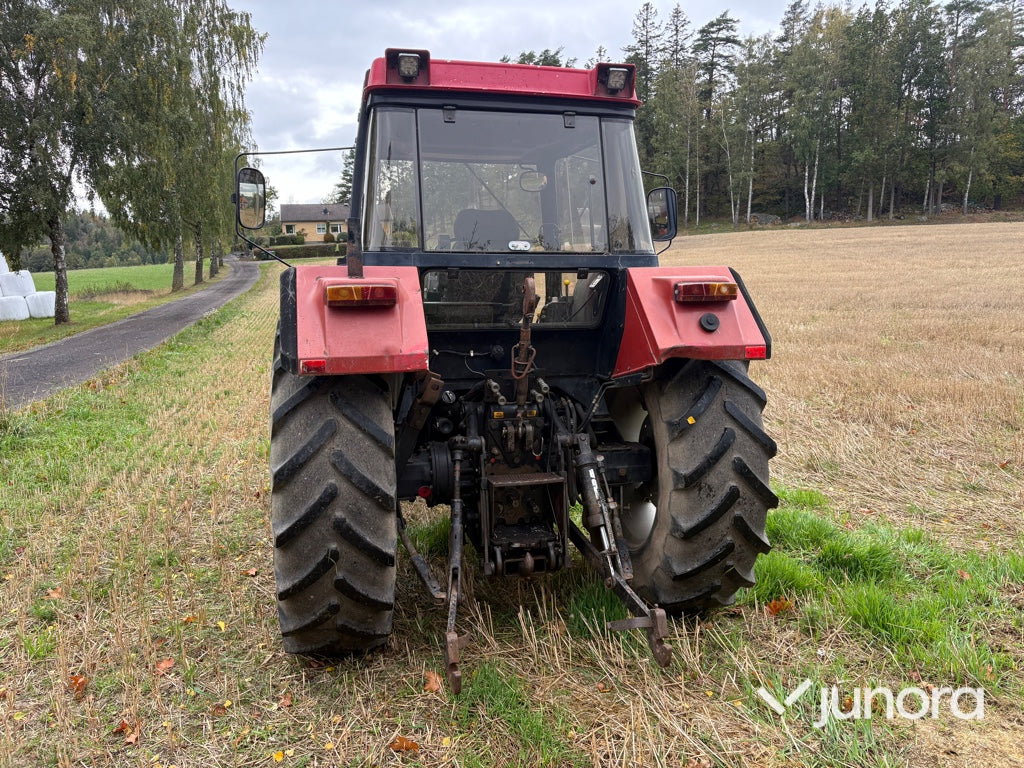 Traktor Case International 844 XL 4WD