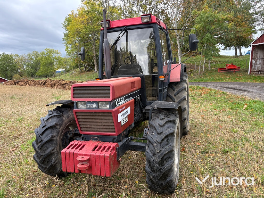 Traktor Case International 844 XL 4WD