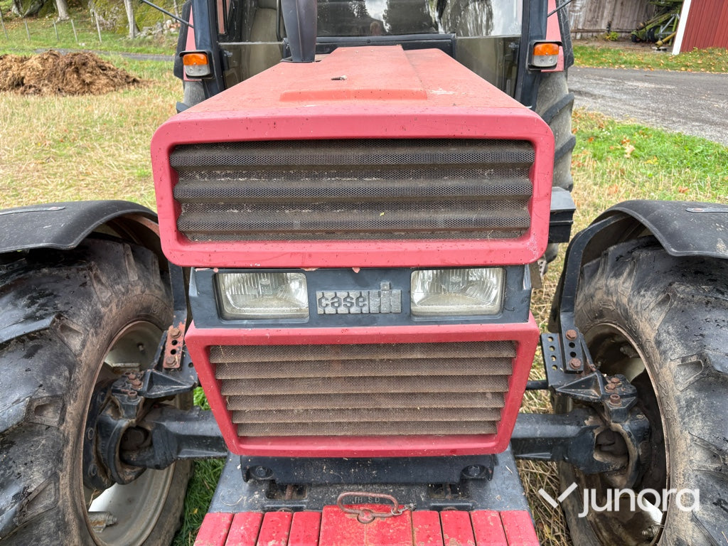 Traktor Case International 844 XL 4WD