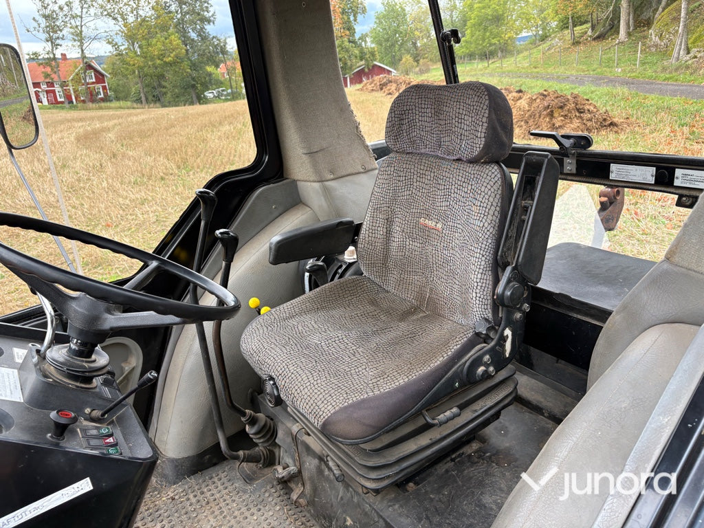 Traktor Case International 844 XL 4WD