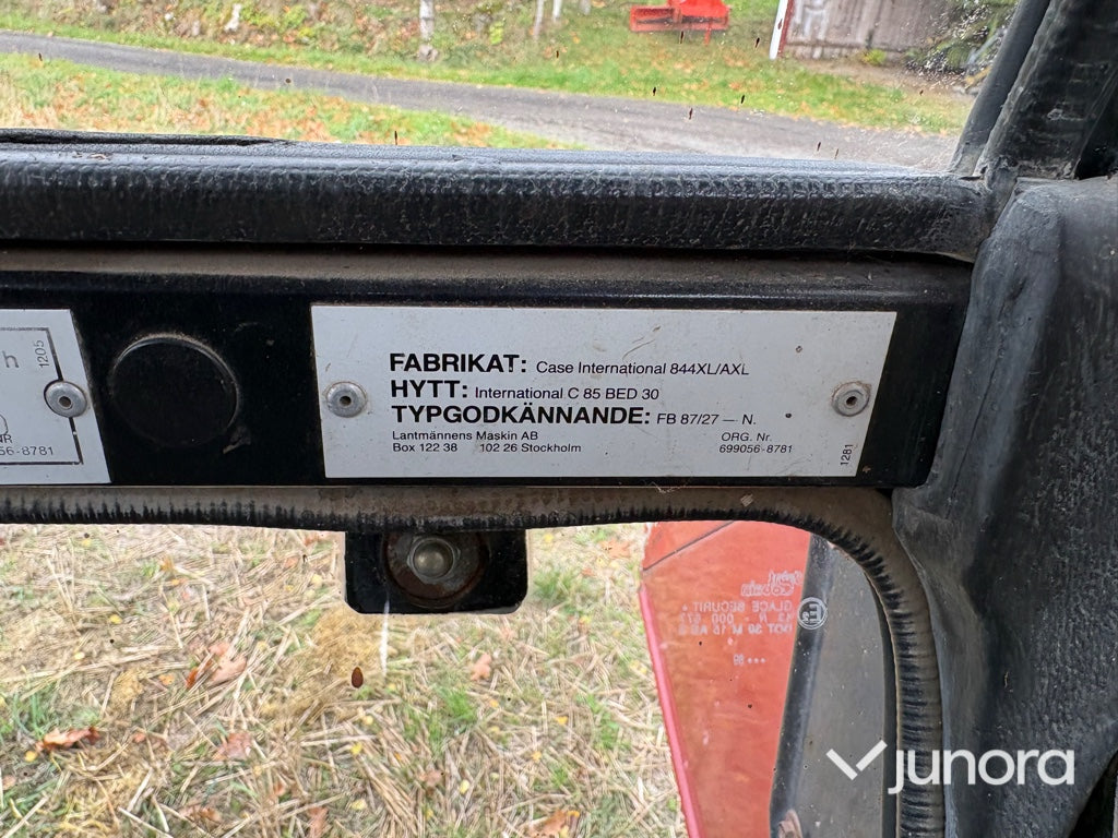 Traktor Case International 844 XL 4WD