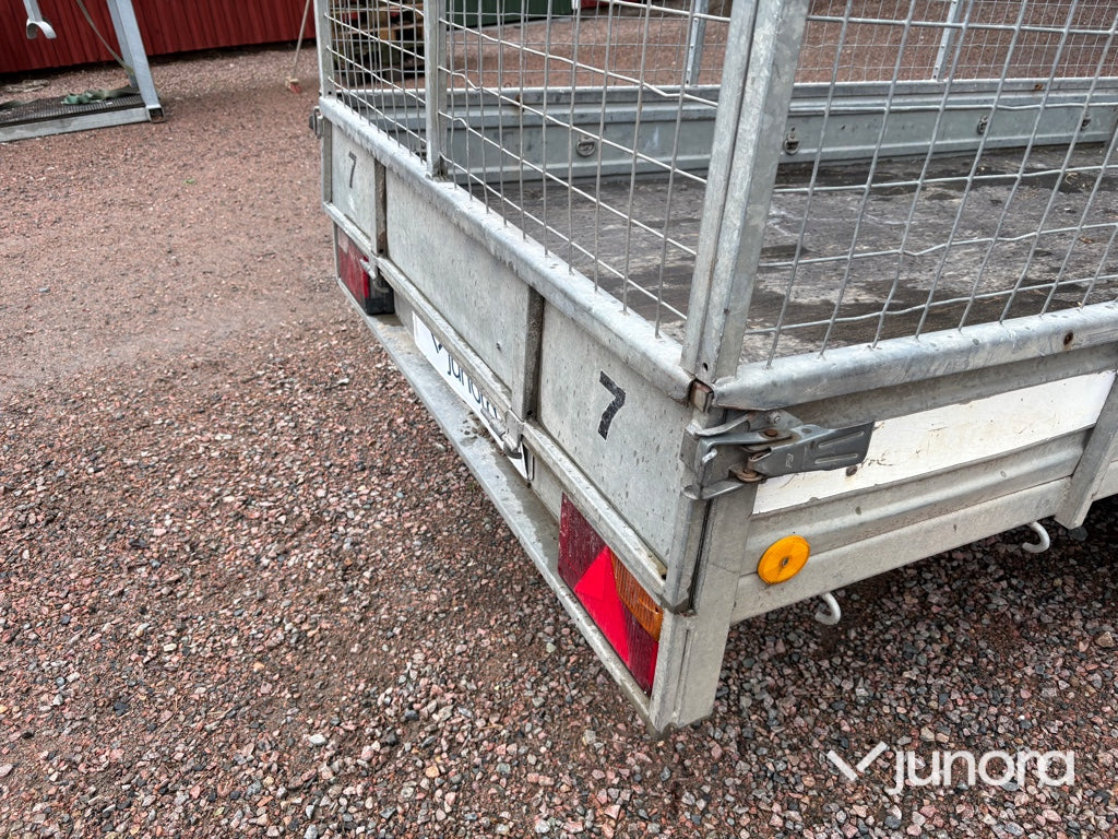 Släpvagn – Tiki Trailer B-275P
