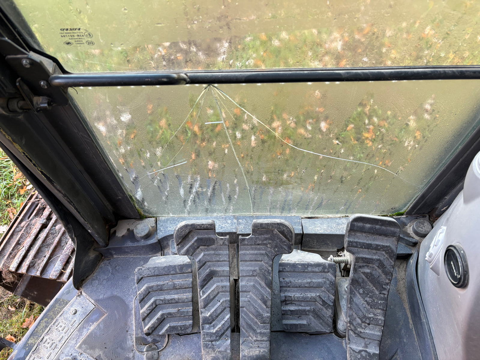 Bandgrävare - Volvo ECR235DL med tiltrotator