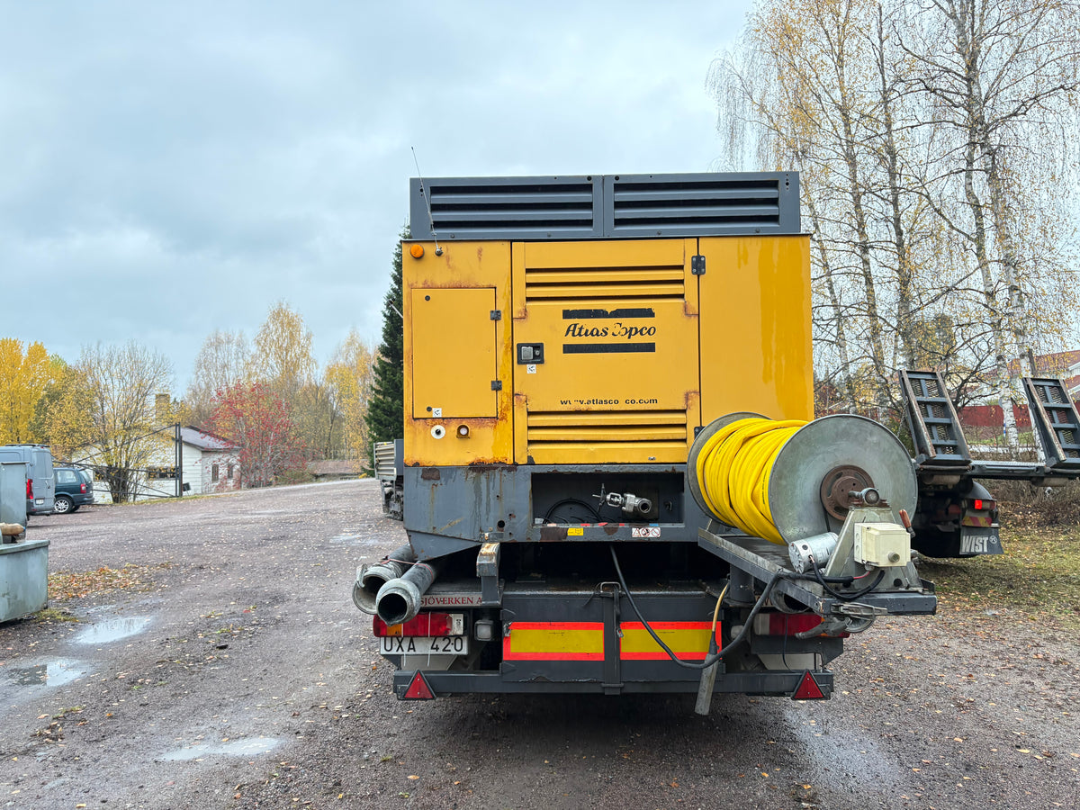 Borrekipage Volvo FH12 Nemek 407 TS Atlas Copco DrillAir
