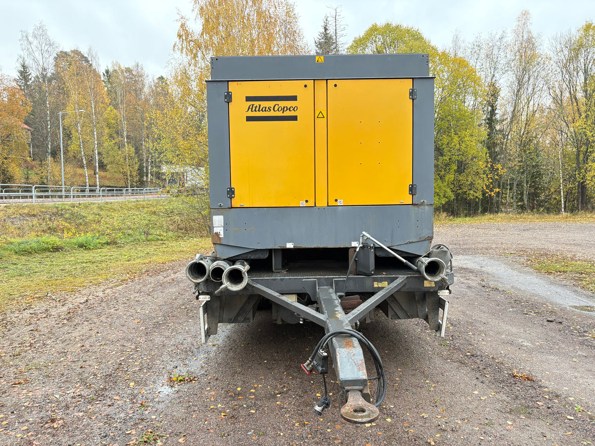 Borrekipage Volvo FH12 Nemek 407 TS Atlas Copco DrillAir