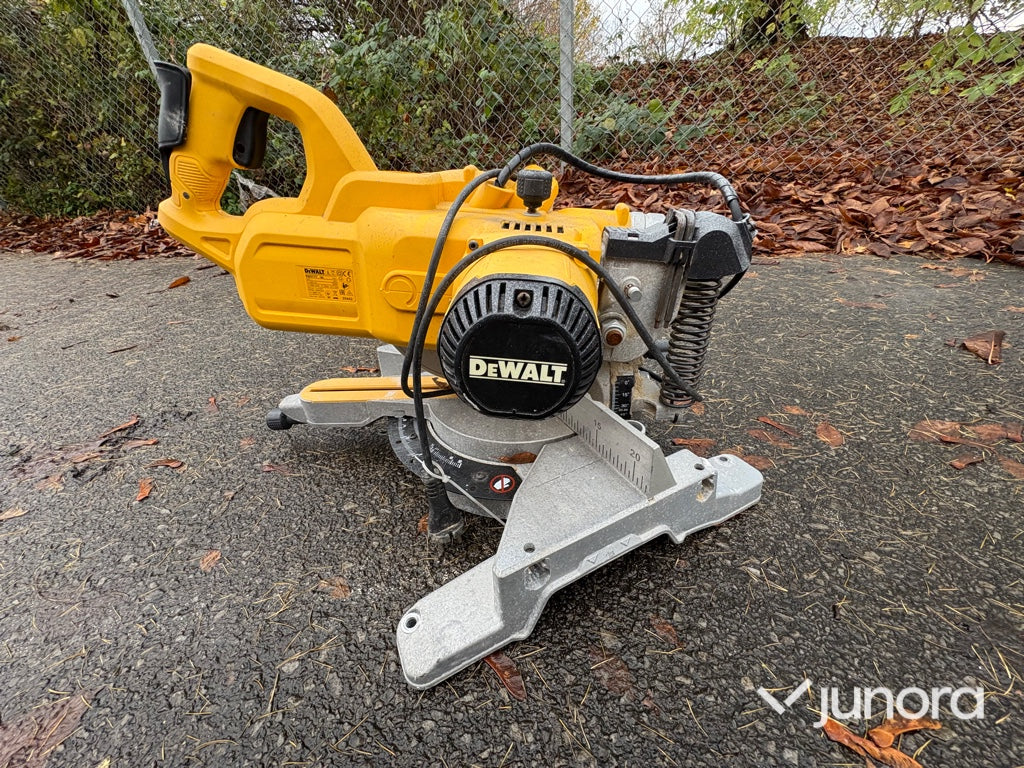 Kap- och gersåg – DeWalt, 230 V