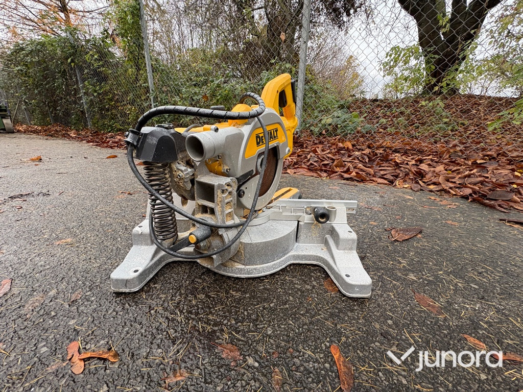 Kap- och gersåg – DeWalt, 230 V