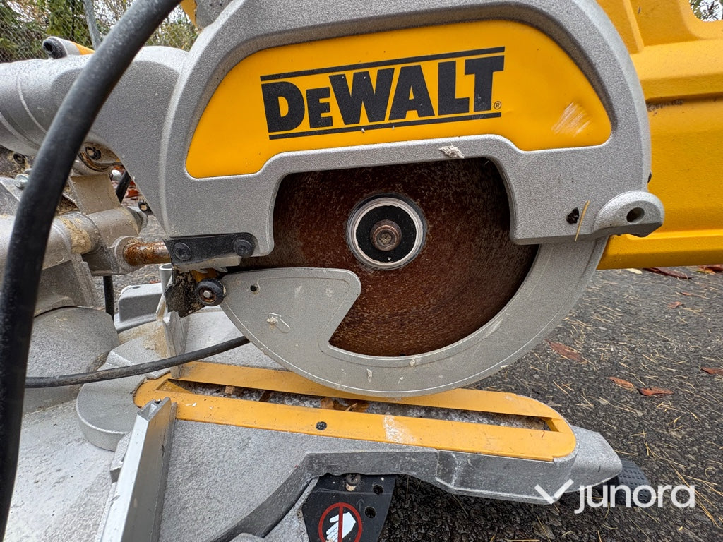 Kap- och gersåg – DeWalt, 230 V