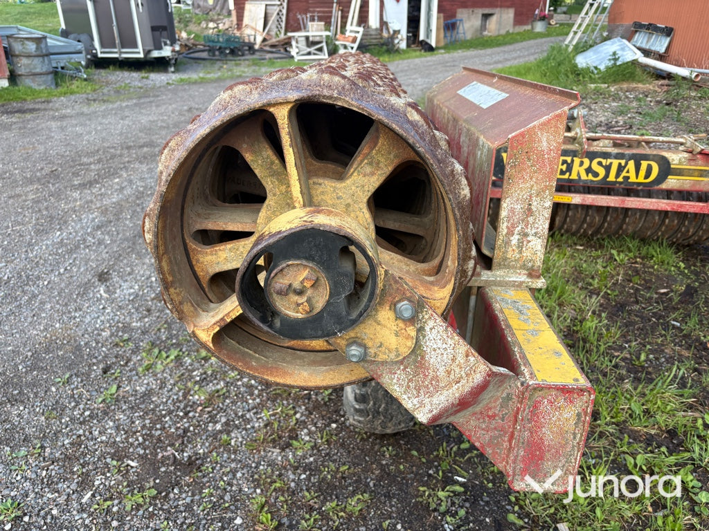 Ringvält - Väderstad, Roller EV 87