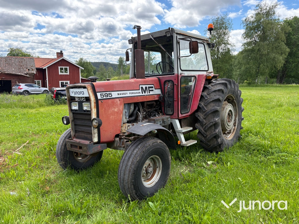 Traktor - Massey Ferguson, 595