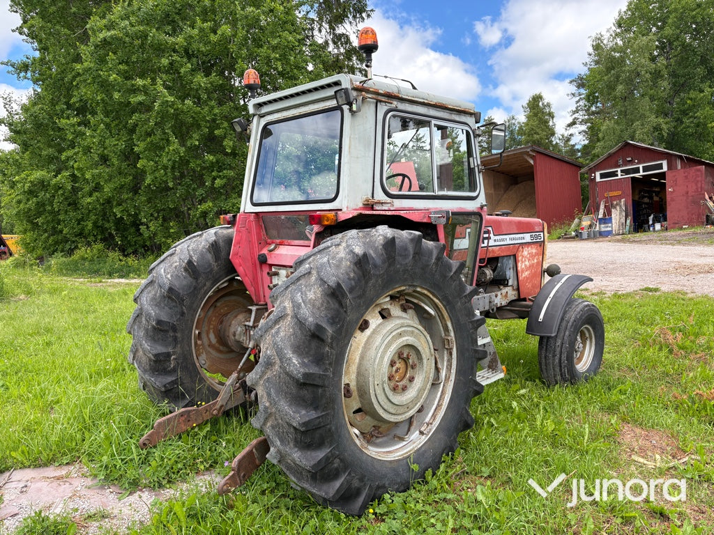 Traktor - Massey Ferguson, 595