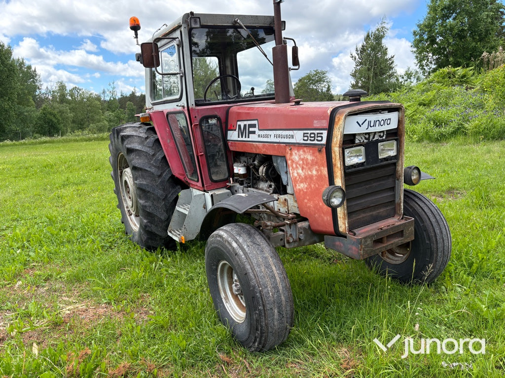 Traktor - Massey Ferguson, 595