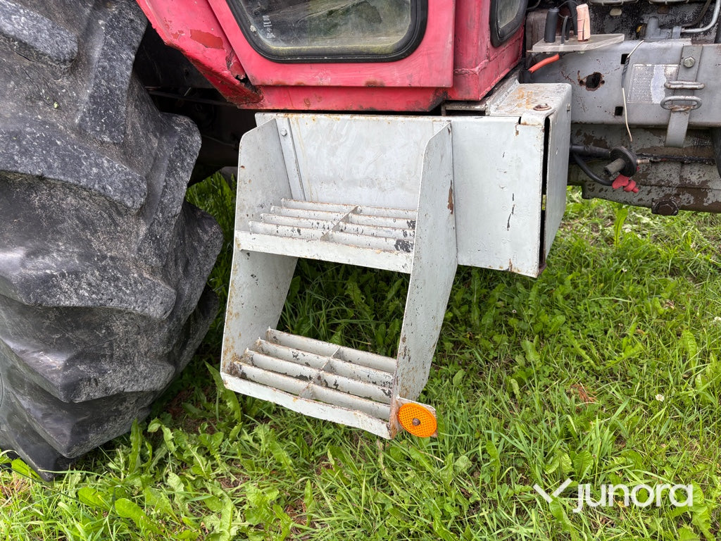Traktor - Massey Ferguson, 595