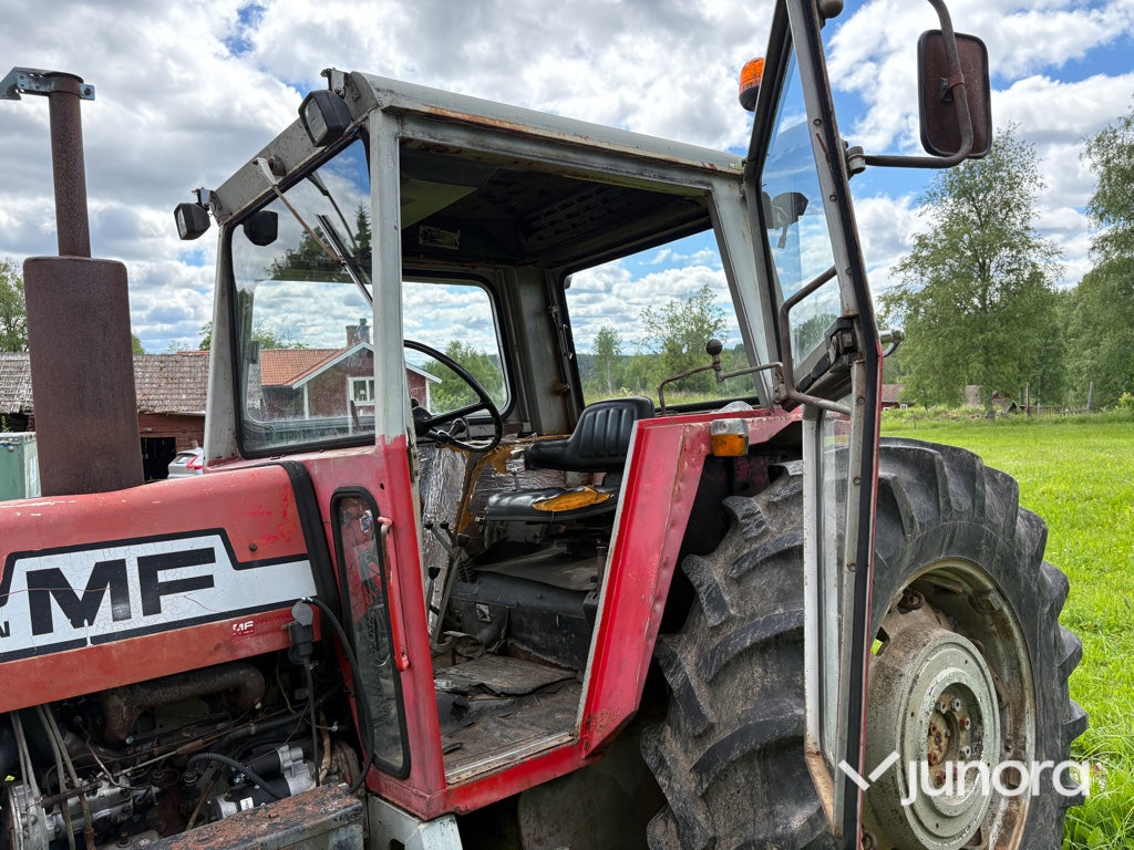 Traktor - Massey Ferguson, 595