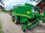 Balspress John Deere 678