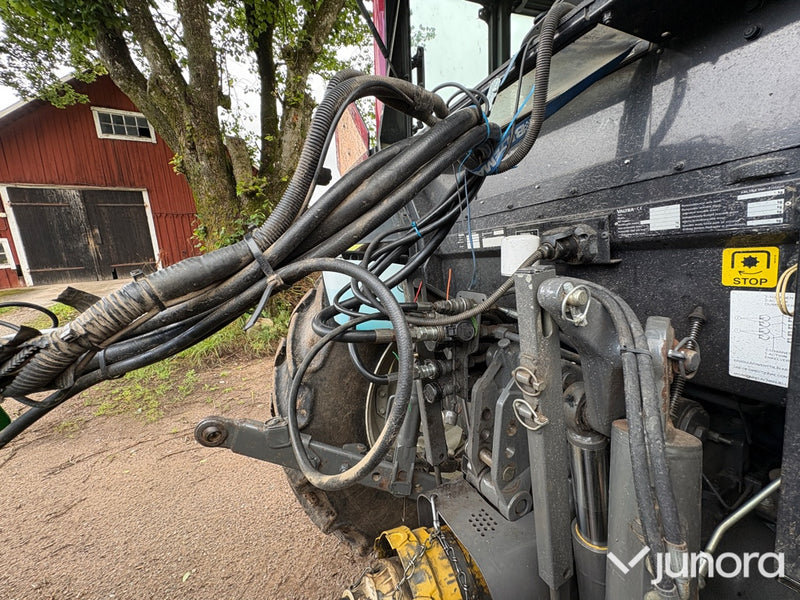 Balspress John Deere 678