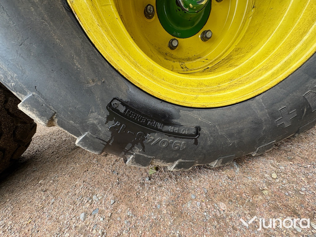 Balspress John Deere 678