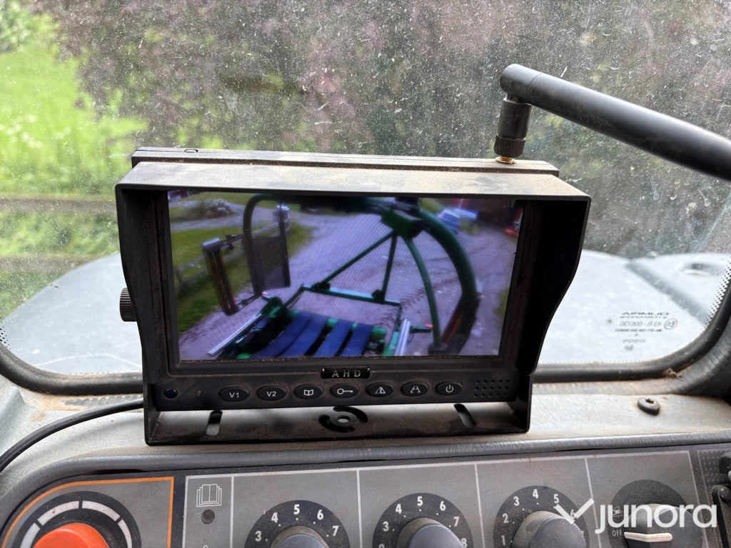 Balspress John Deere 678