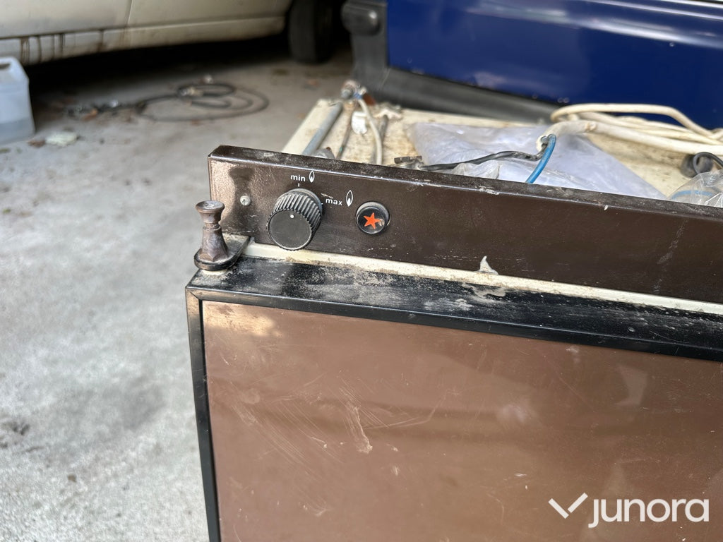 Kylskåp 220V/12V samt gas