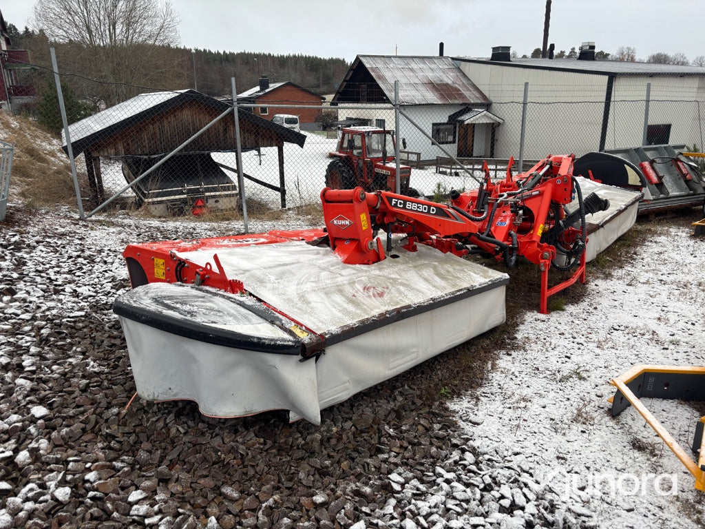 Slåtterkross - Butterfly, Kuhn, FC 8830 D