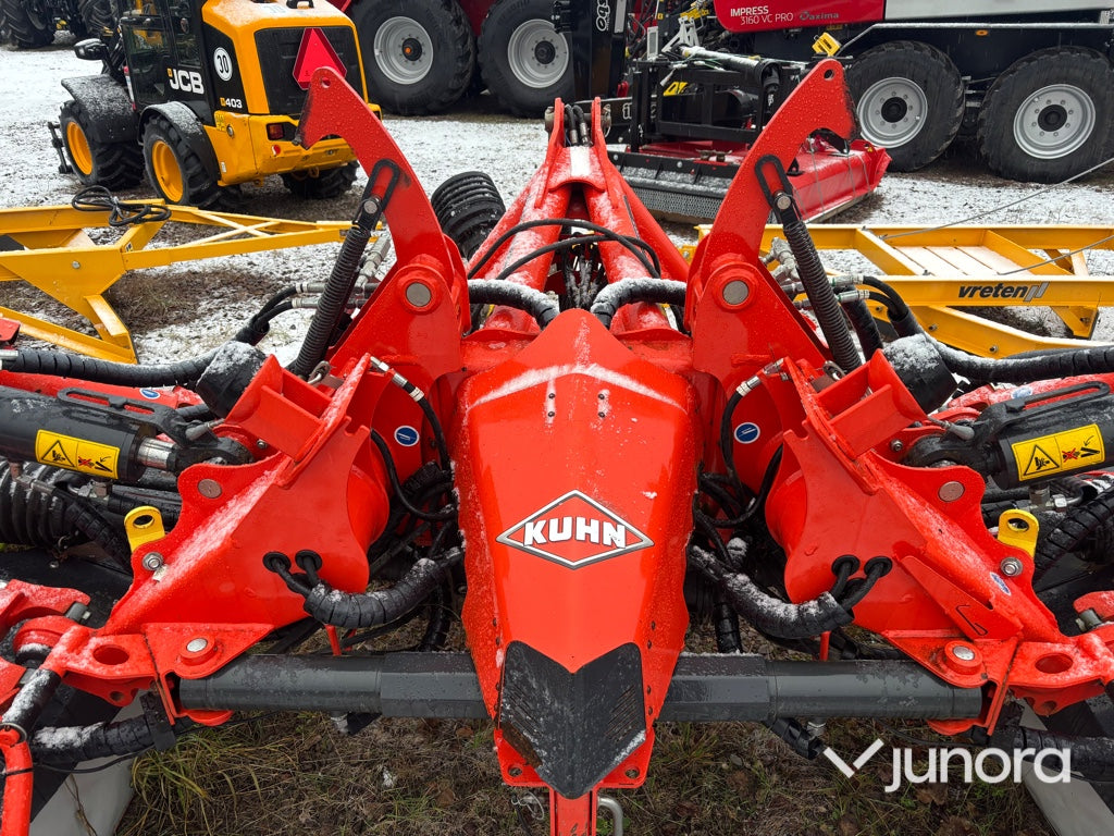 Slåtterkross - Butterfly, Kuhn, FC 8830 D