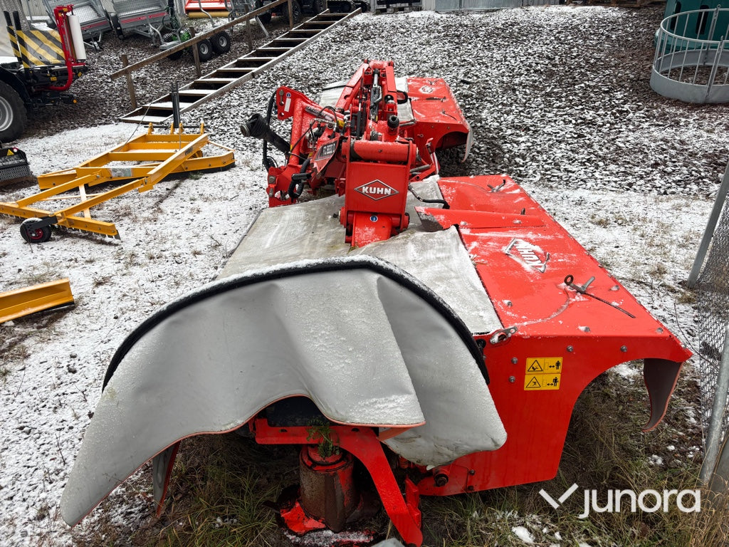 Slåtterkross - Butterfly, Kuhn, FC 8830 D