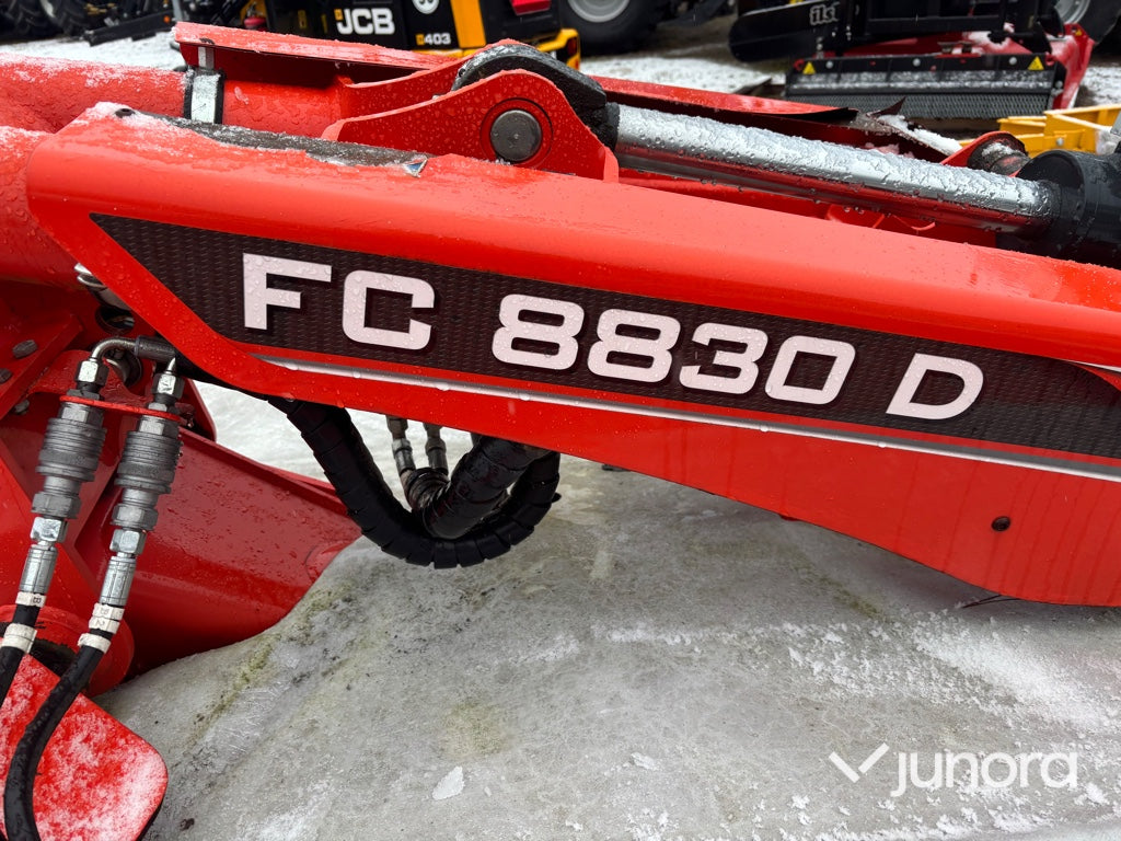 Slåtterkross - Butterfly, Kuhn, FC 8830 D