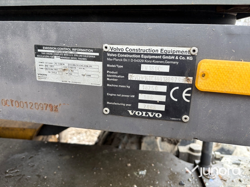 Hjulgrävmaskin-VOLVO EW160C med släp