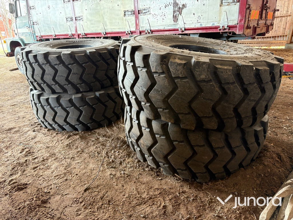 Entrepenaddäck - Trelleborg EMR1030 26.5 R25