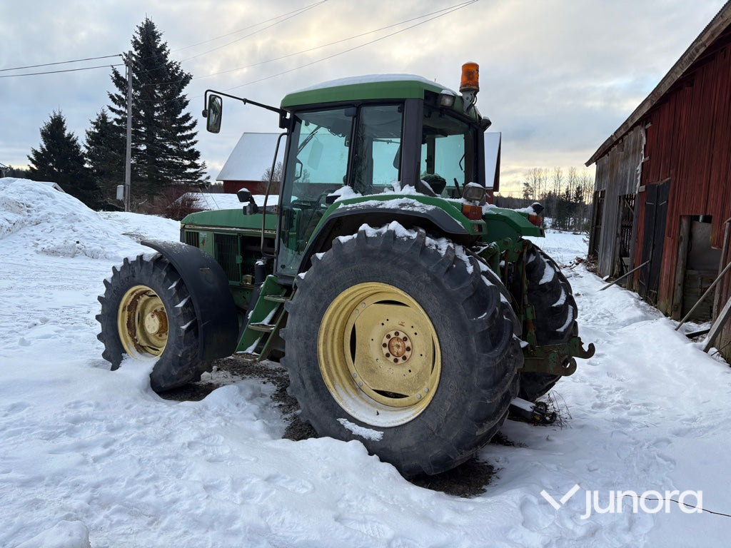 Traktor - John Deere 6800