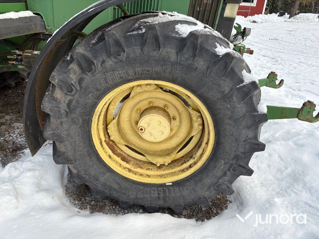 Traktor - John Deere 6800