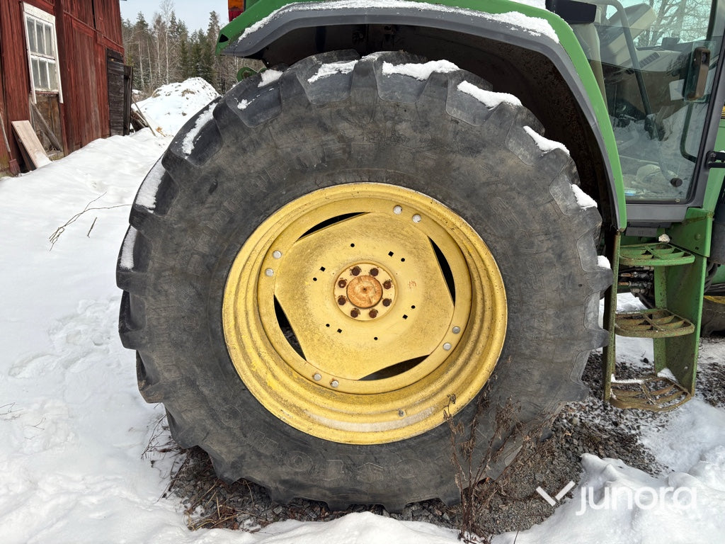 Traktor - John Deere 6800