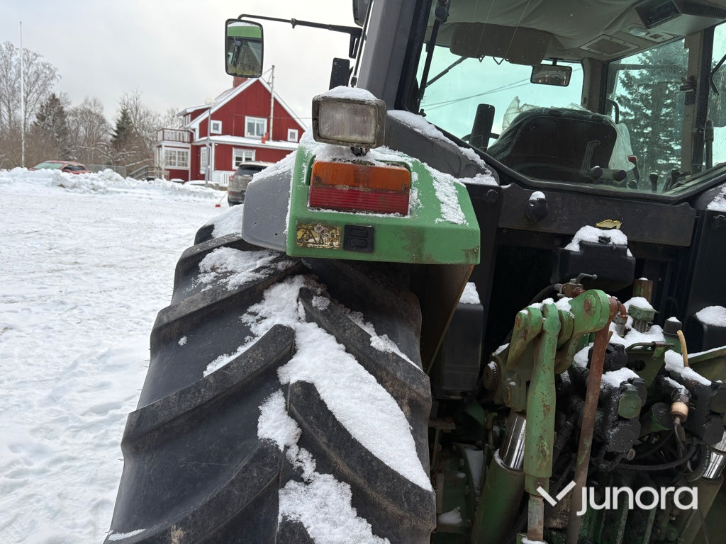 Traktor - John Deere 6800