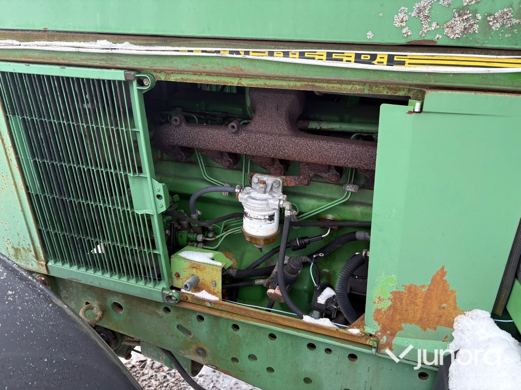 Traktor - John Deere 6800